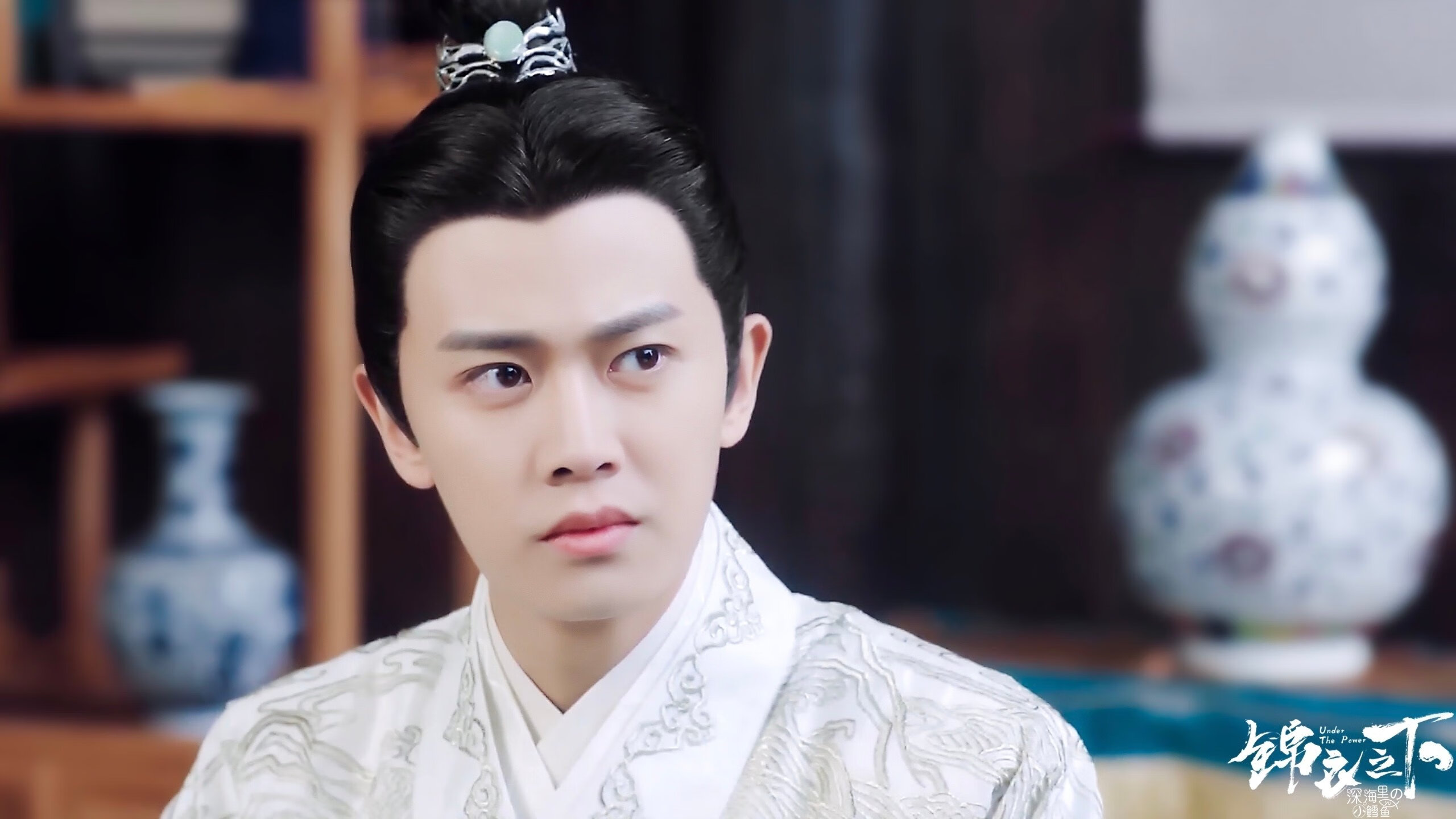 金州勇士与孟菲斯灰熊鏖战，米切尔末节力挽狂澜